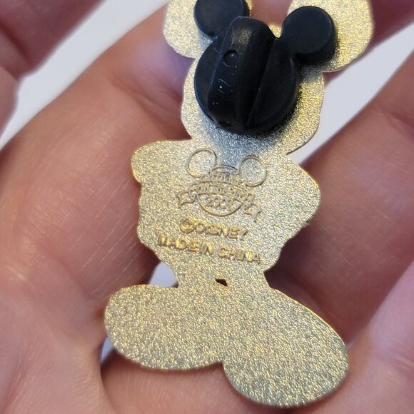 2008 Disney Trading Pin Mickey Mouse with Hands on Hips - Picture 10 of 11